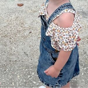 Next Gypsy neckline blouse. Ruffles. Button down size 3T